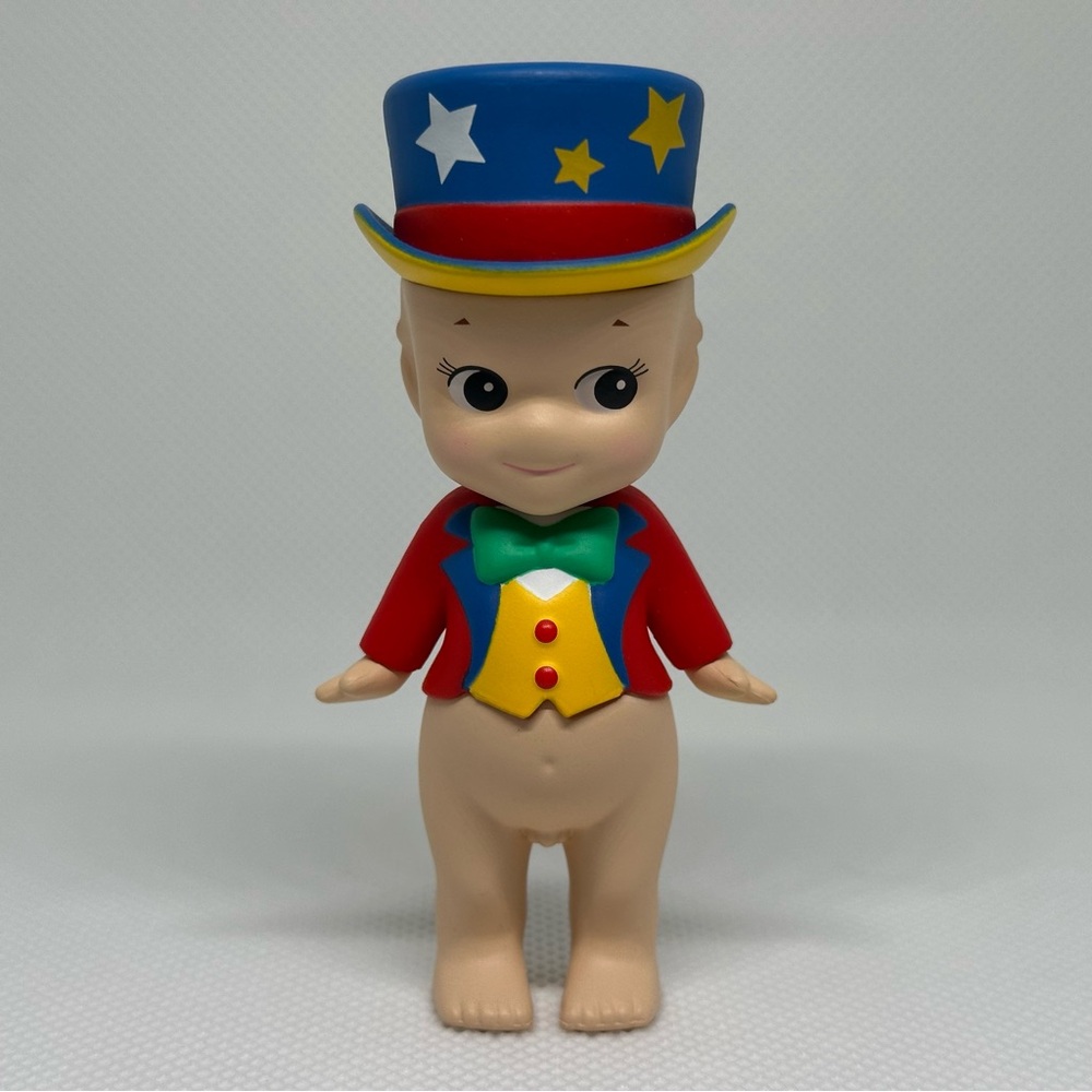 Sonny Angel Ringmaster